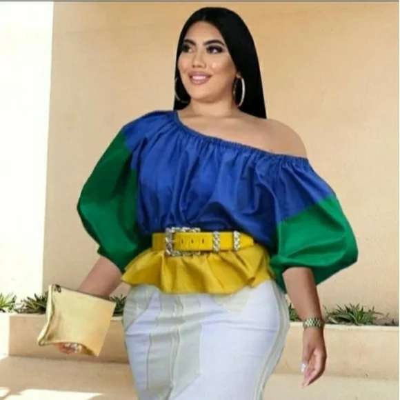 Brand New Lantern Sleeves Blouse - Picture 2 of 3